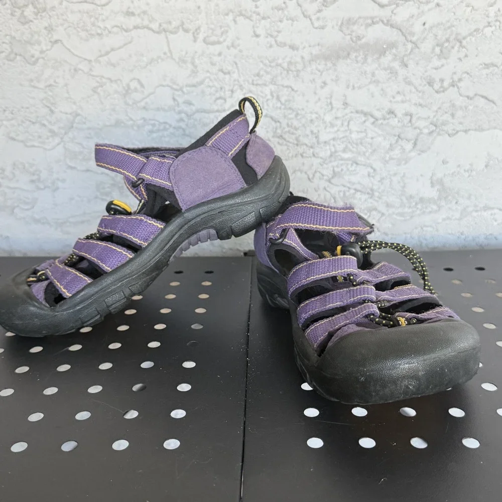 Keen waterproof newport